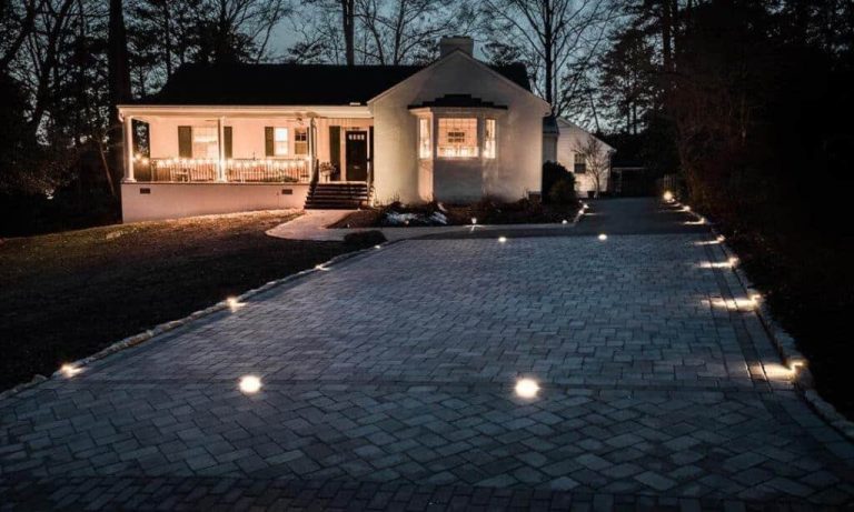 10 Best Solar Driveway Lights – Buyers Guide & Reviews